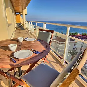 Apartamento Carvajal Seafront Penthouse