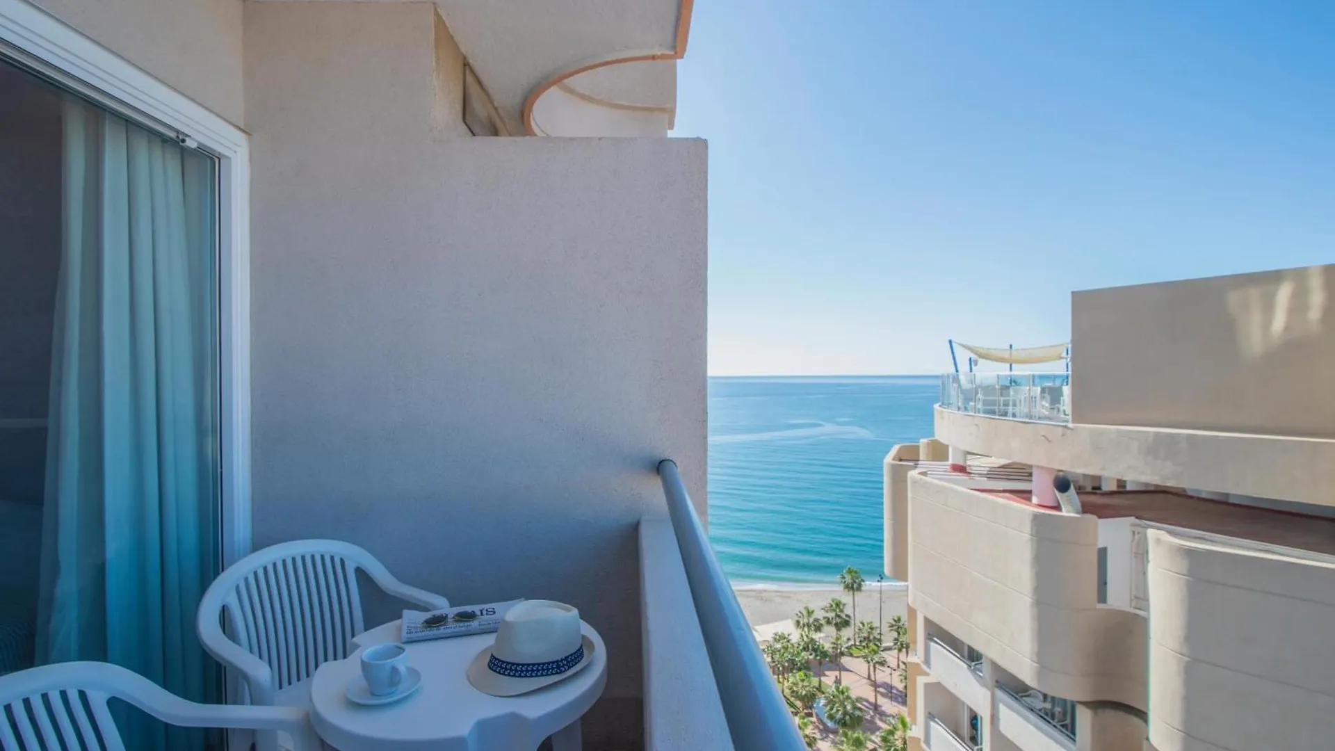 Hotel El Puerto By Pierre Vacances Fuengirola Spanien
