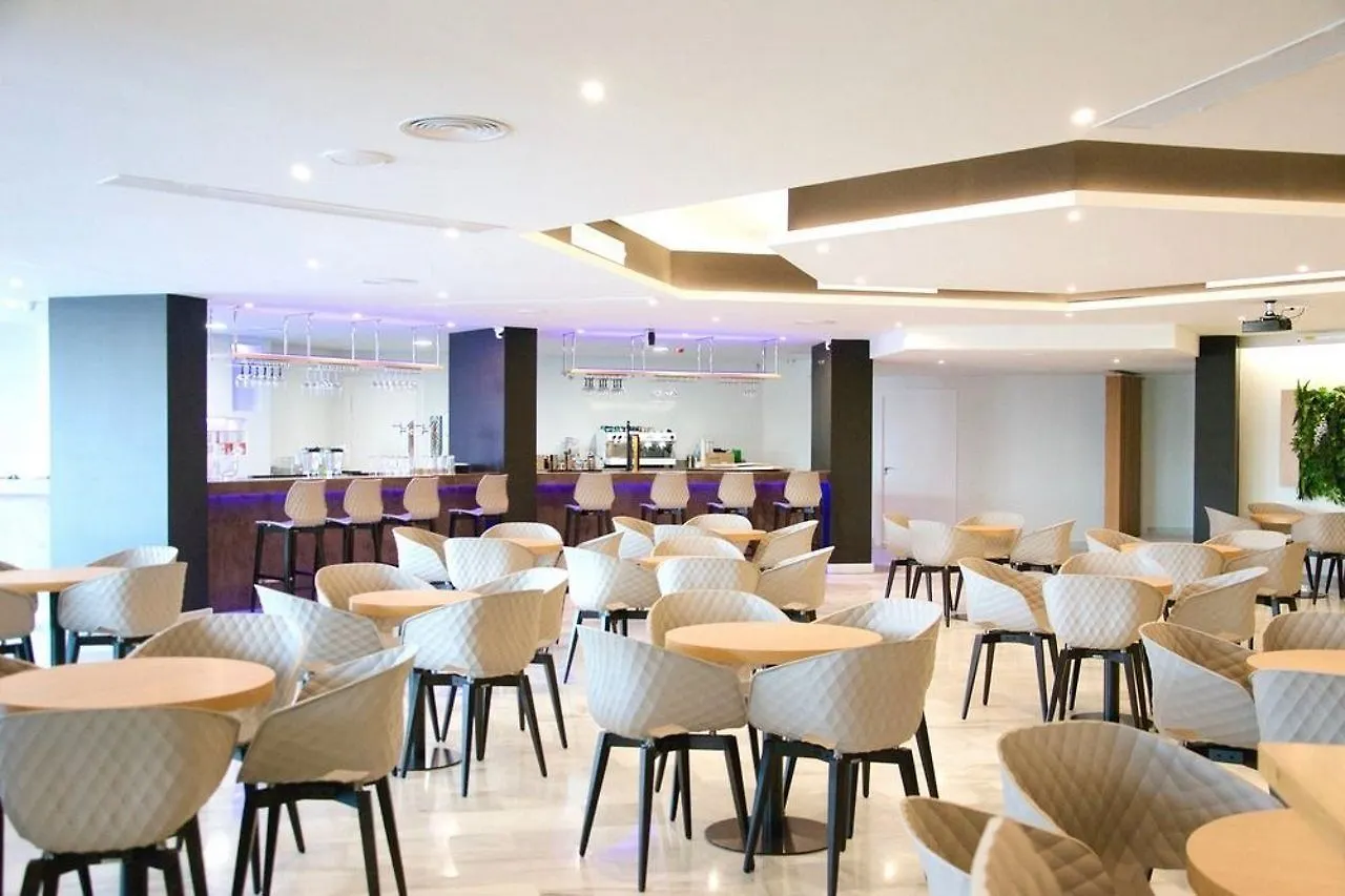 Hotel El Puerto By Pierre Vacances Fuengirola Spanien